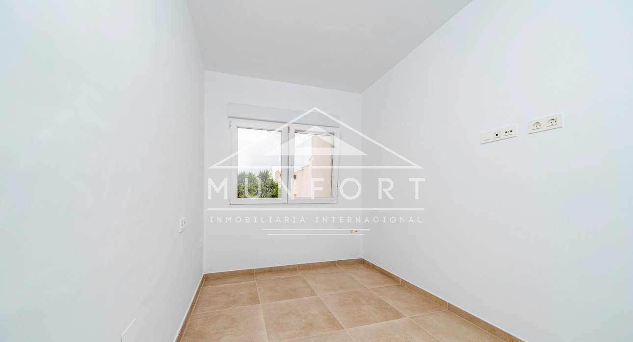 Segunda mano - Villas -
Pilar de la Horadada