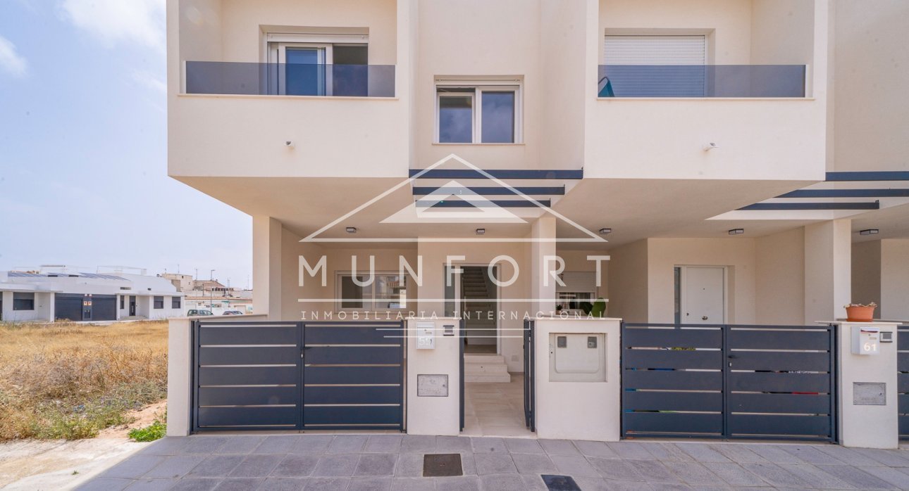 Segunda mano - Villas -
Pilar de la Horadada