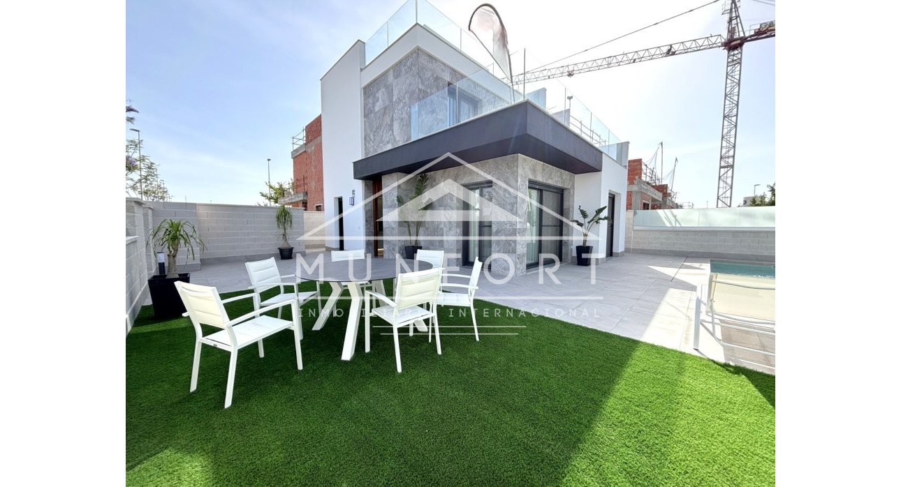 Segunda mano - Villas -
Pilar de la Horadada