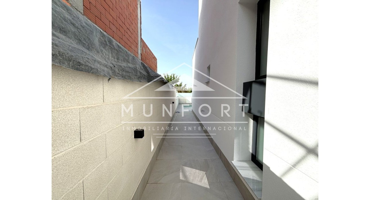 Segunda mano - Villas -
Pilar de la Horadada