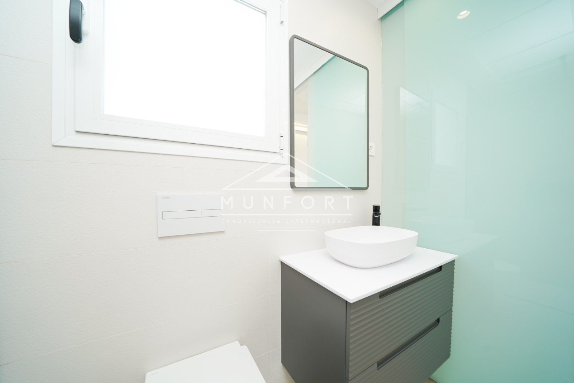 Segunda mano - Villas -
Pilar de la Horadada