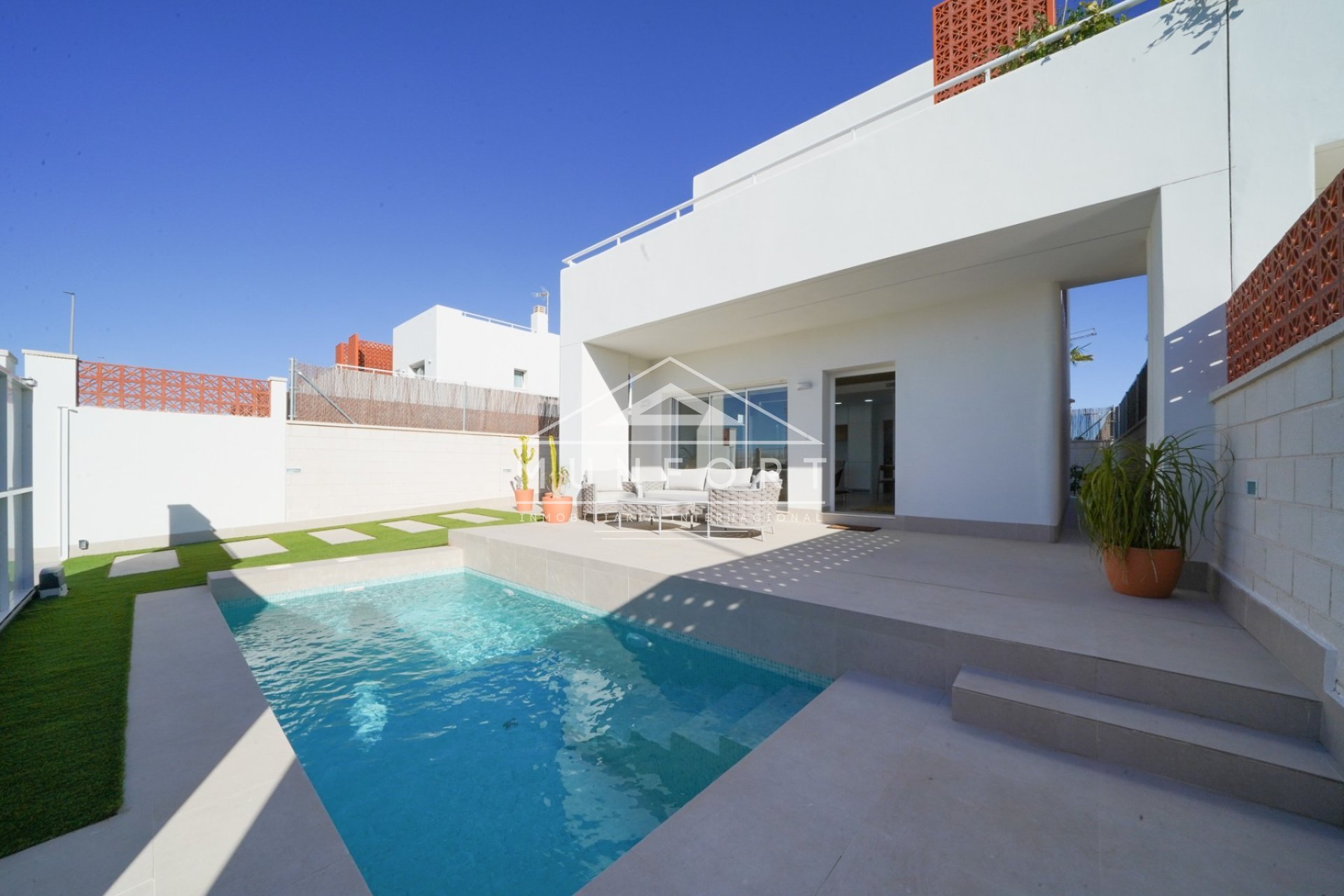 Segunda mano - Villas -
Pilar de la Horadada