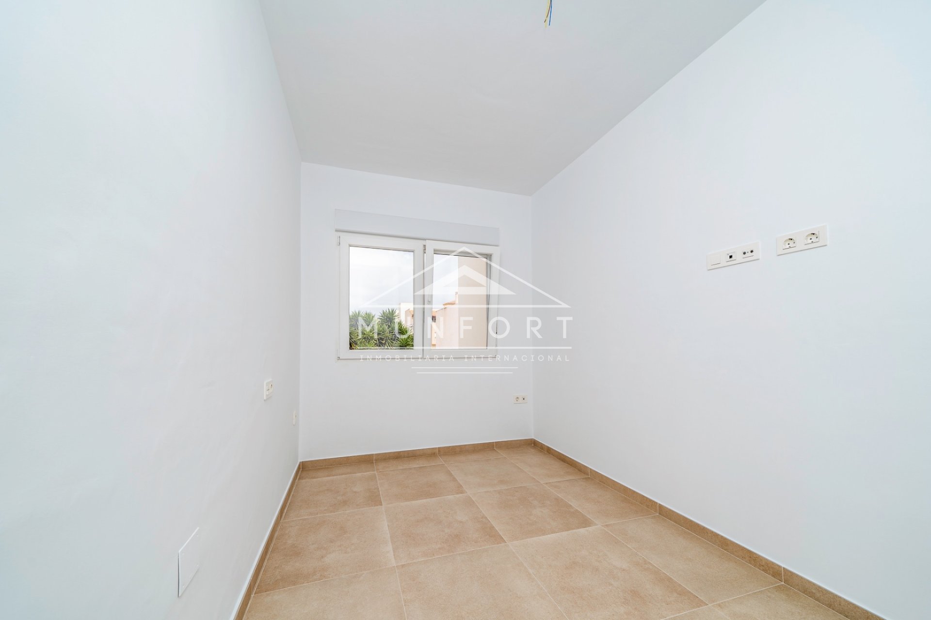 Segunda mano - Villas -
Pilar de la Horadada