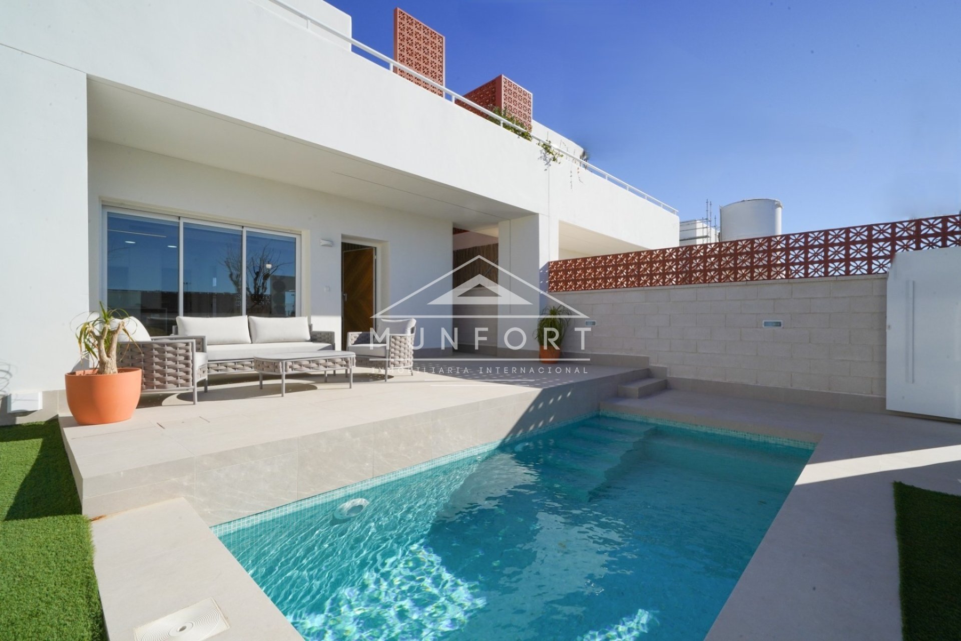 Segunda mano - Villas -
Pilar de la Horadada