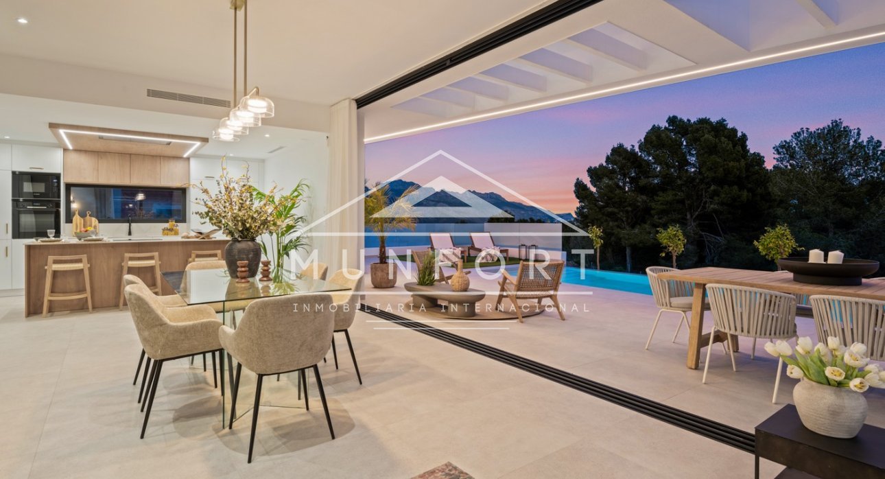 Segunda mano - Villas -
Polop de La Marina 