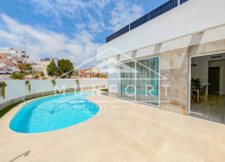 Segunda mano - Villas -
Rojales - Ciudad Quesada