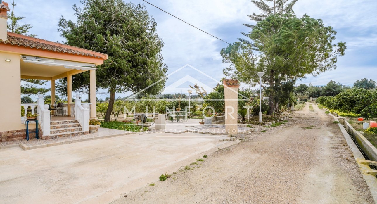 Segunda mano - Villas -
Rojales