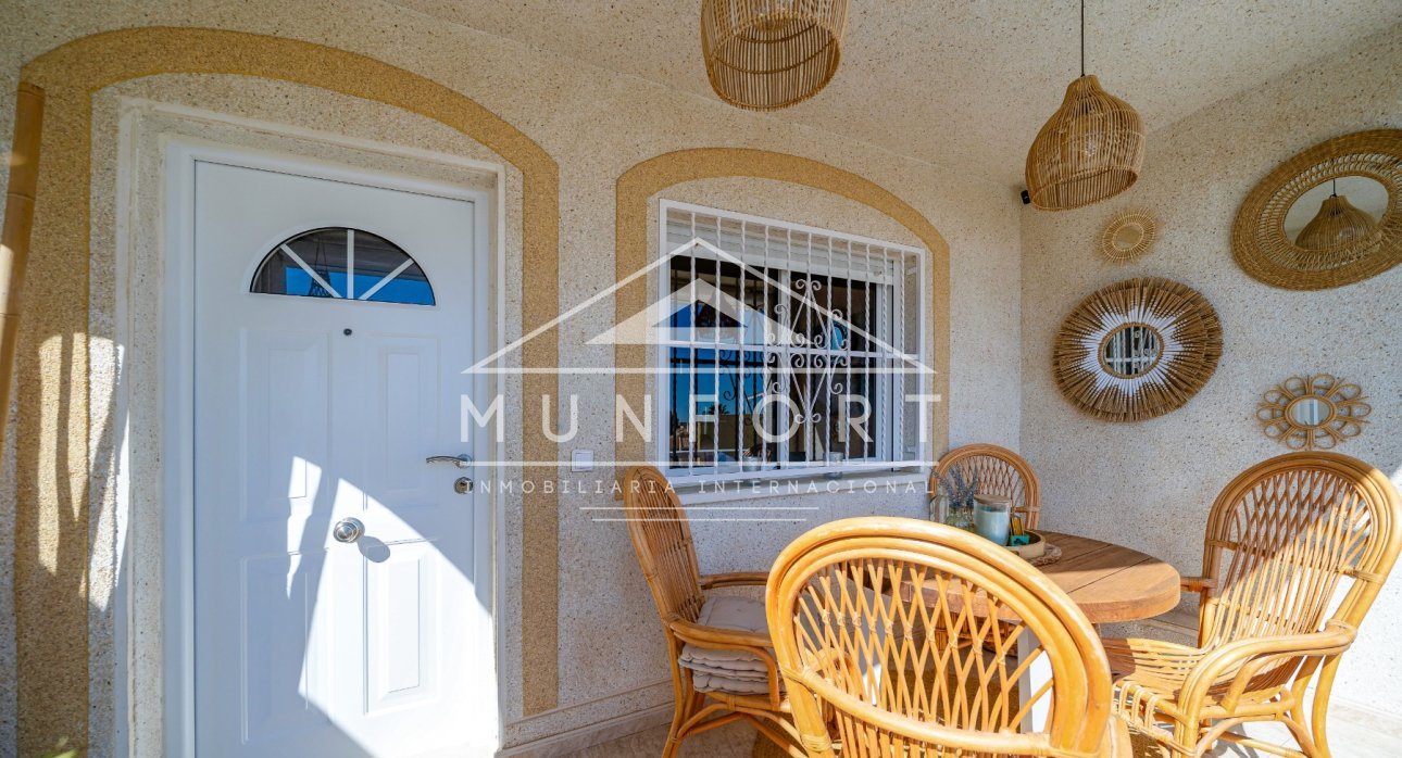 Segunda mano - Villas -
Rojales