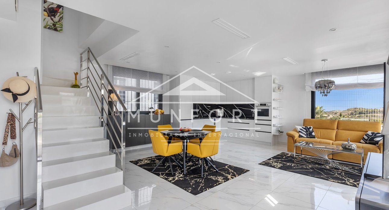 Segunda mano - Villas -
San Miguel de Salinas