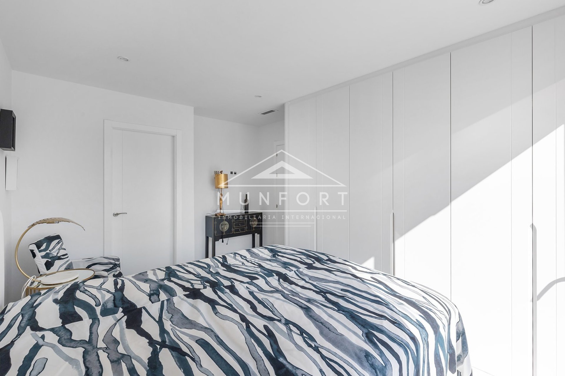 Segunda mano - Villas -
San Miguel de Salinas