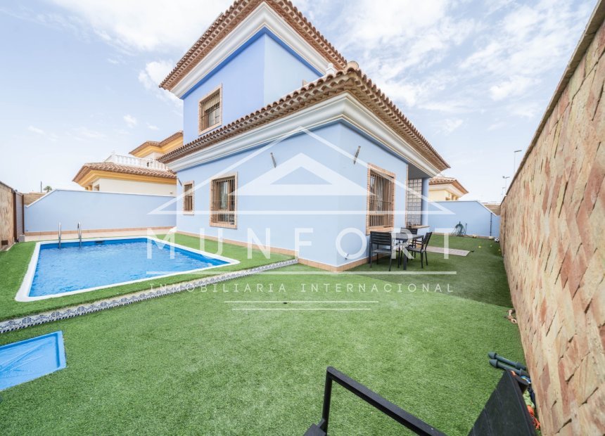 Segunda mano - Villas -
San Pedro del Pinatar