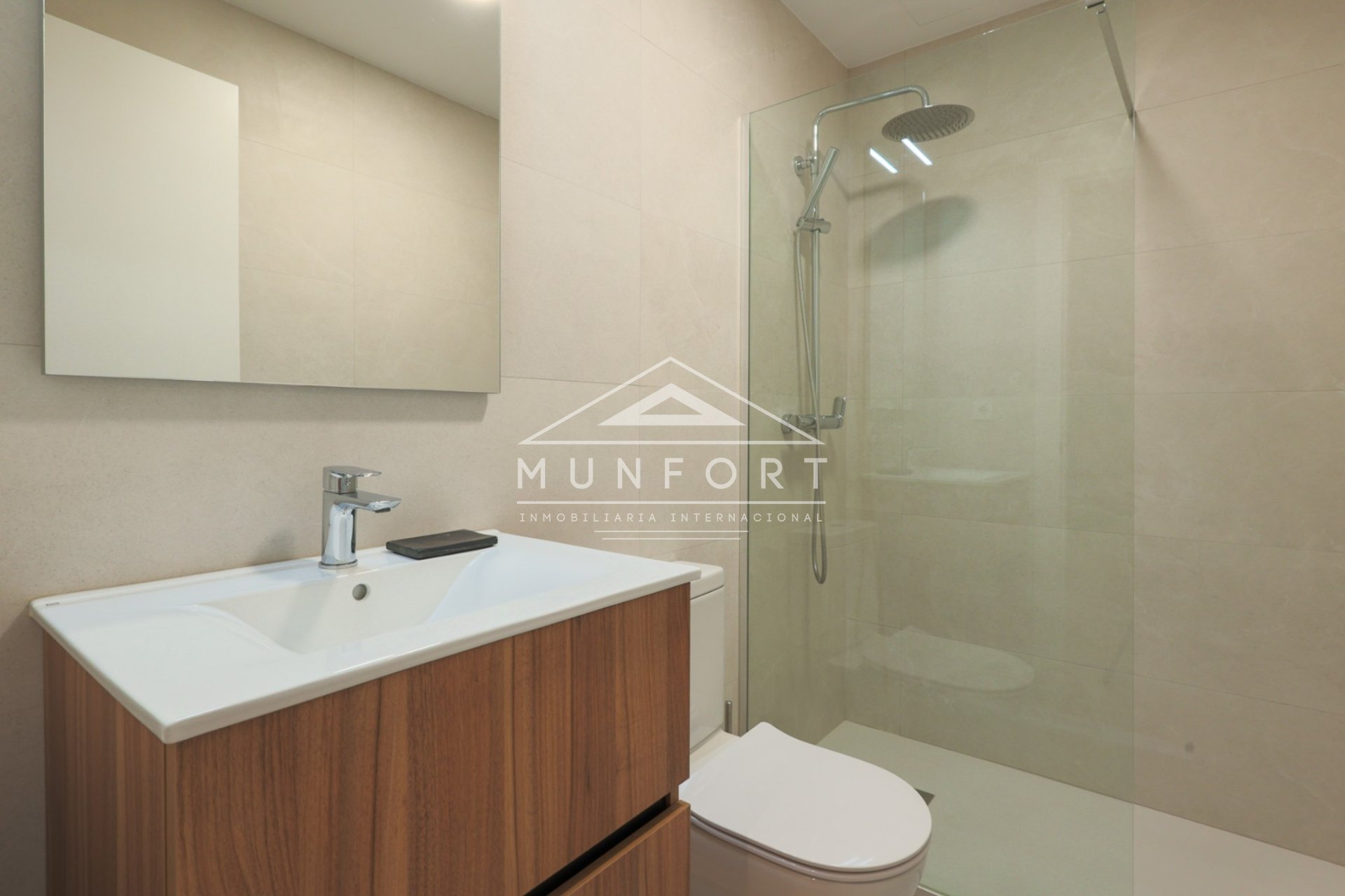 Segunda mano - Villas -
Torre-Pacheco - Santa Rosal&iacute;a Lake and Life Resort