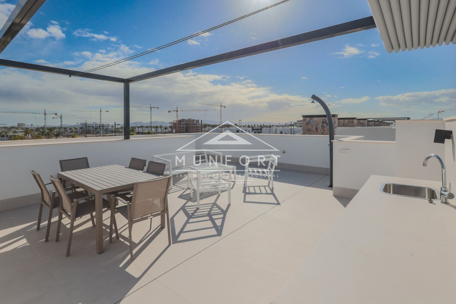 Segunda mano - Villas -
Torre-Pacheco - Santa Rosal&iacute;a Lake and Life Resort