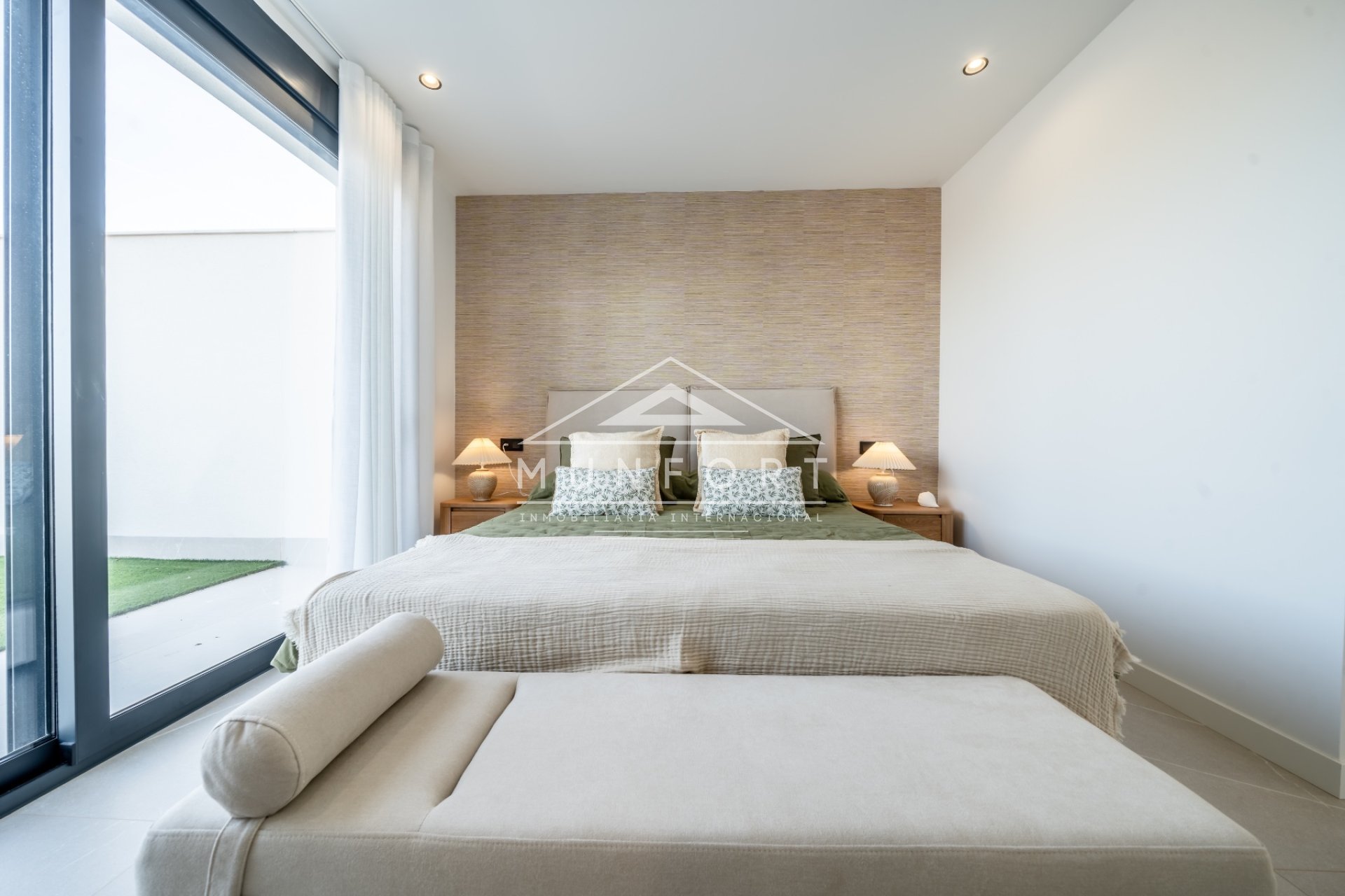 Segunda mano - Villas -
Torrevieja - Jardín del Mar - Torrevieja