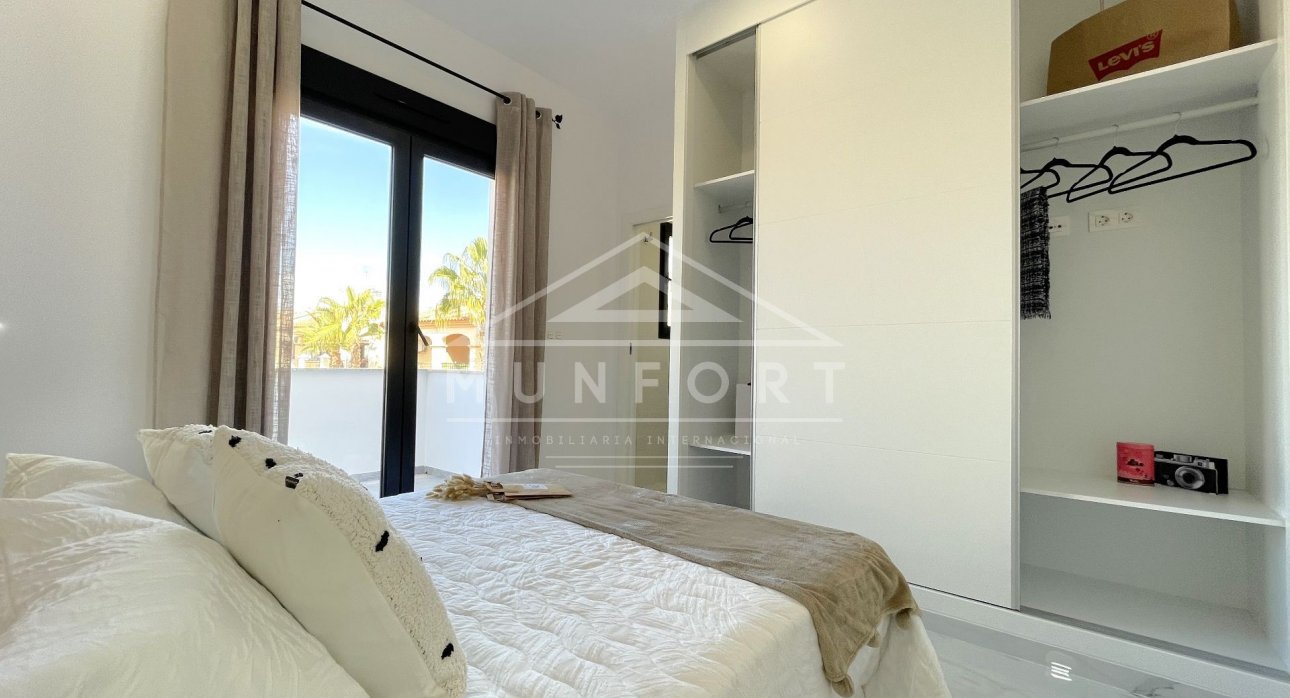 Segunda mano - Villas -
Torrevieja - La Torreta - Torrevieja