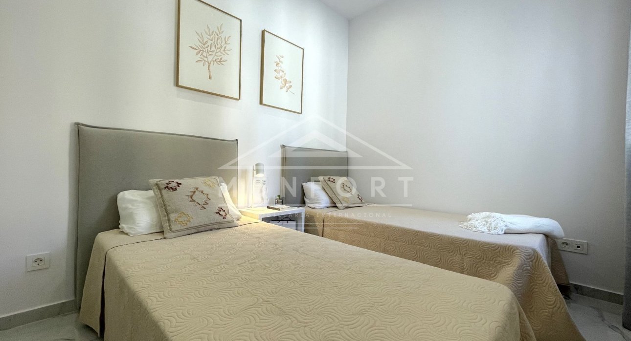 Segunda mano - Villas -
Torrevieja - La Torreta - Torrevieja