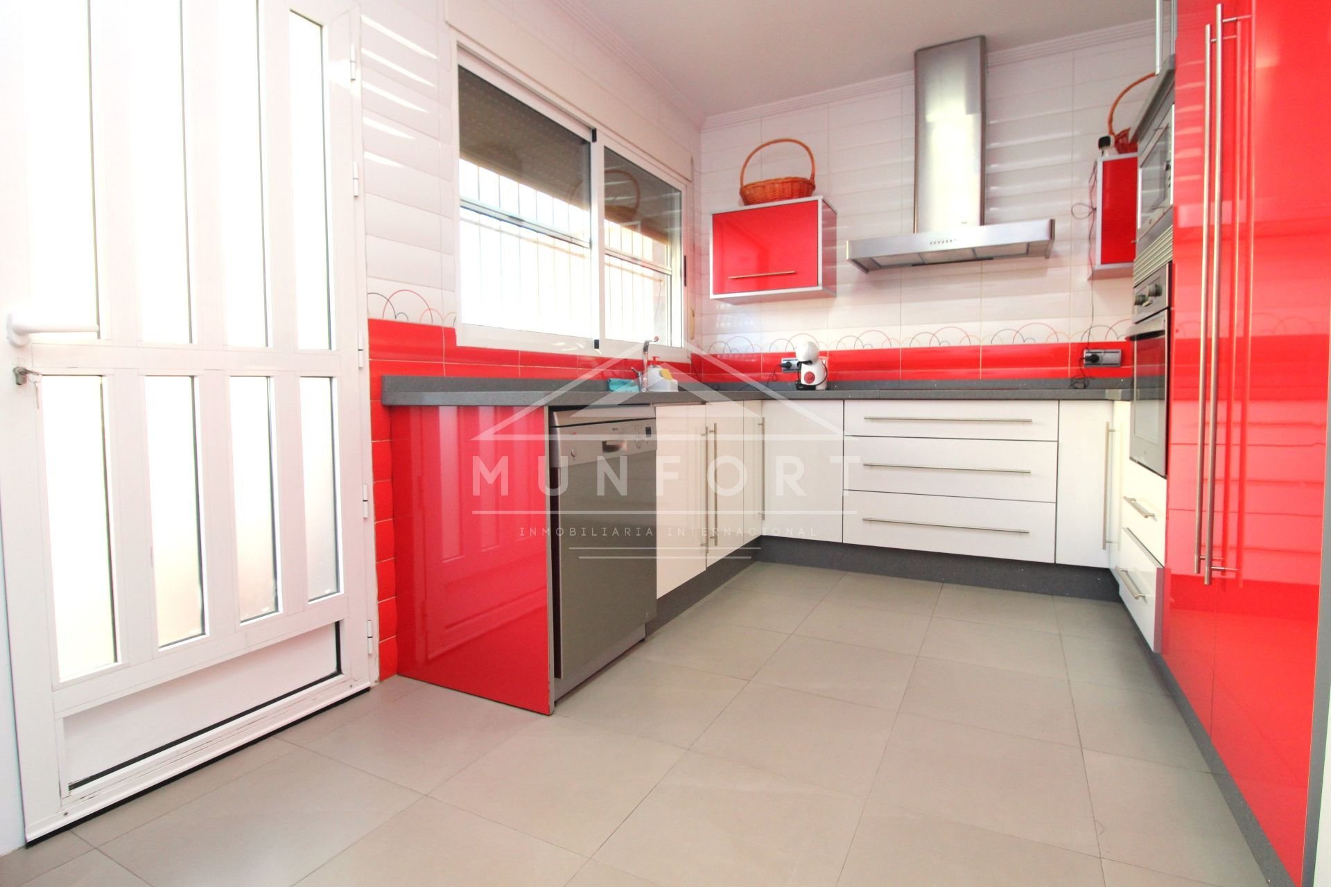 Segunda mano - Villas -
Torrevieja - Los Balcones - Torrevieja