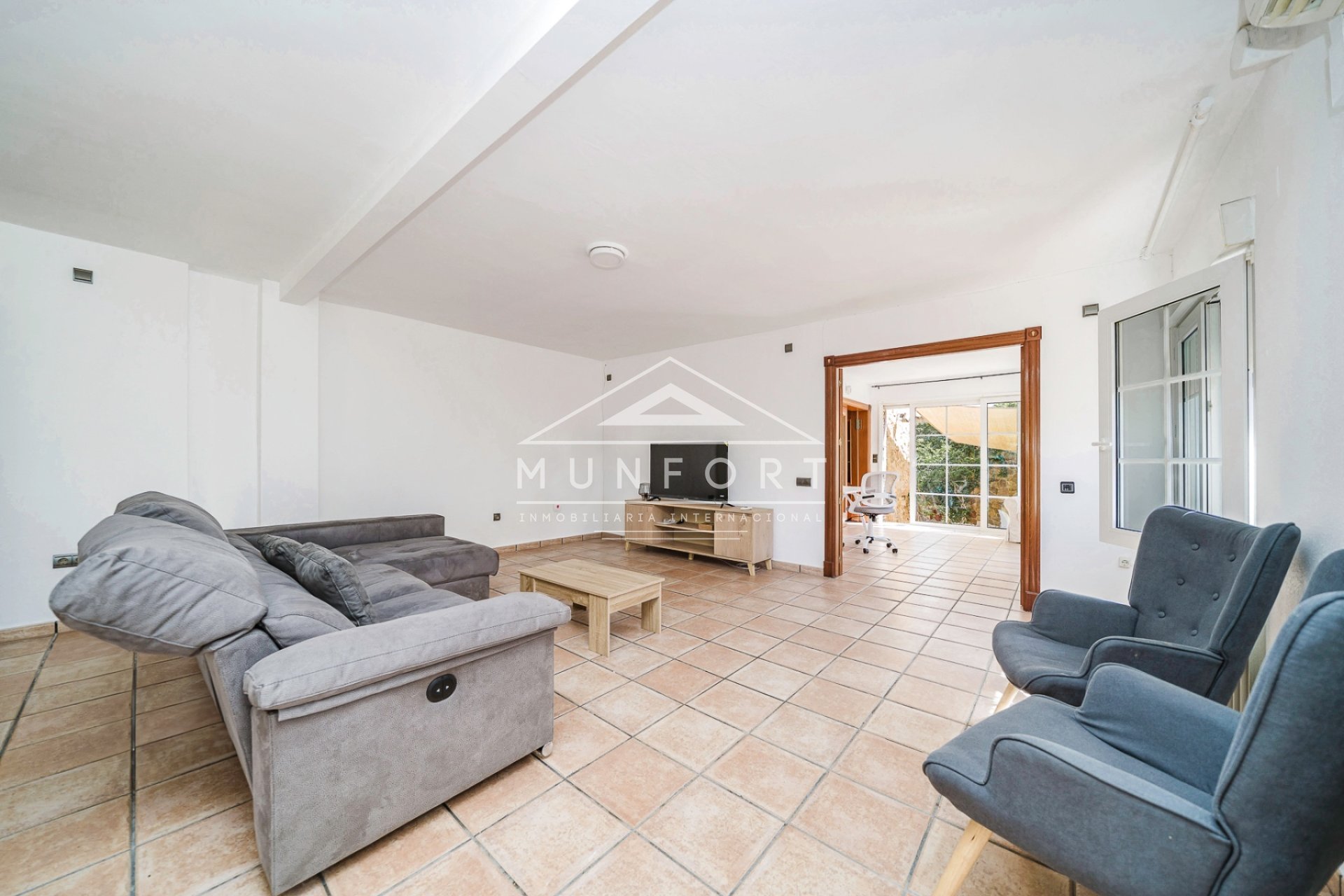 Segunda mano - Villas -
Torrevieja - Los Balcones - Torrevieja