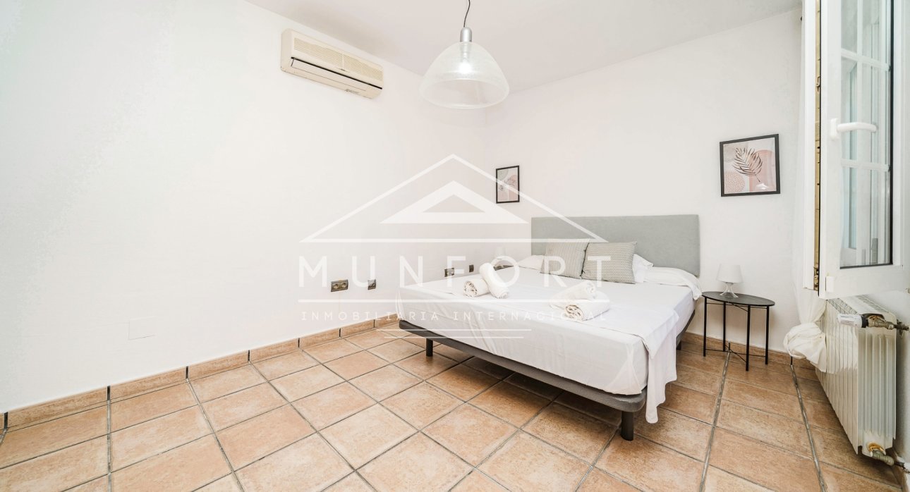 Segunda mano - Villas -
Torrevieja - Los Balcones - Torrevieja
