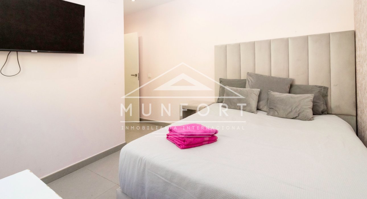 Segunda mano - Villas -
Torrevieja - Los Balcones - Torrevieja