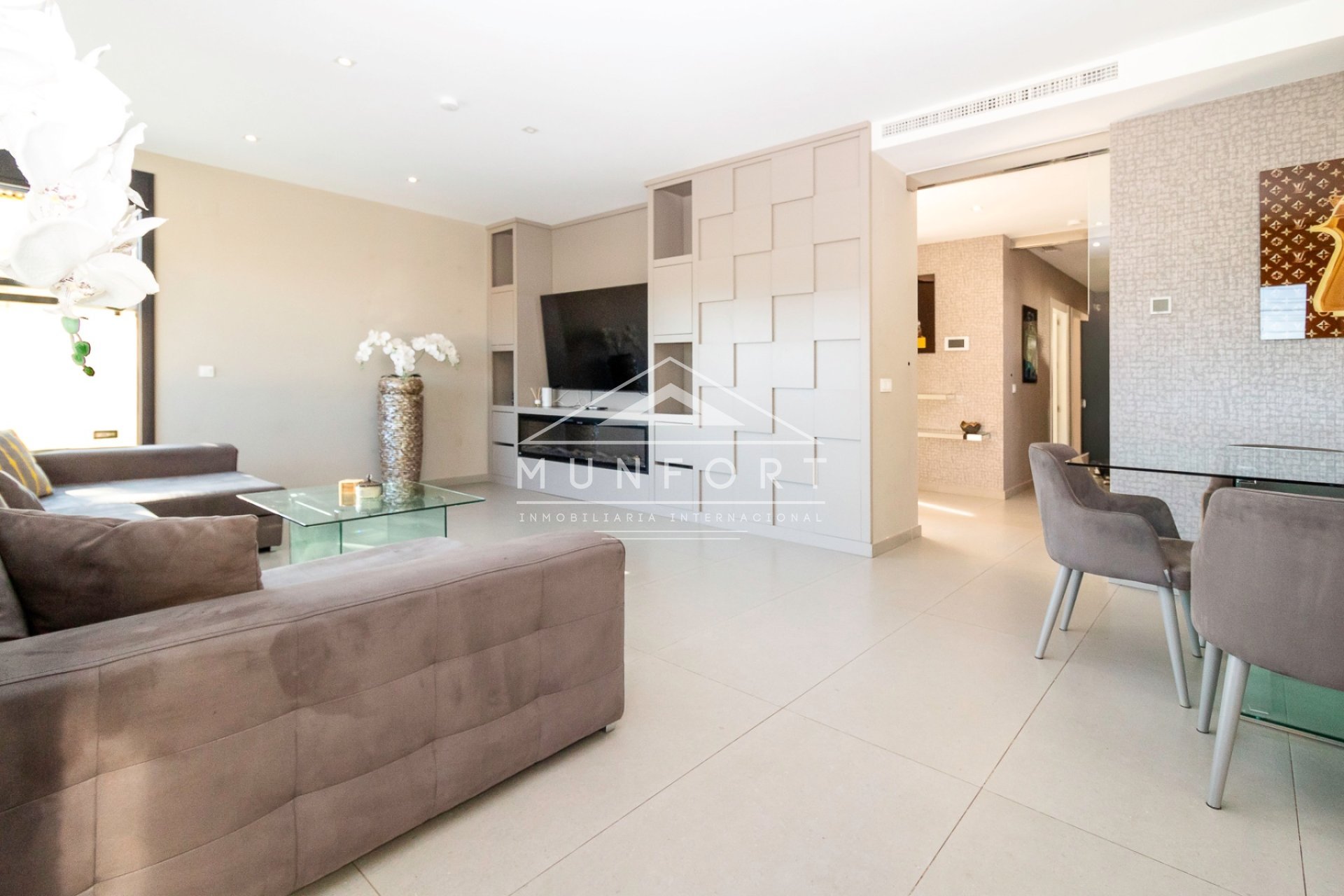 Segunda mano - Villas -
Torrevieja - Los Balcones - Torrevieja