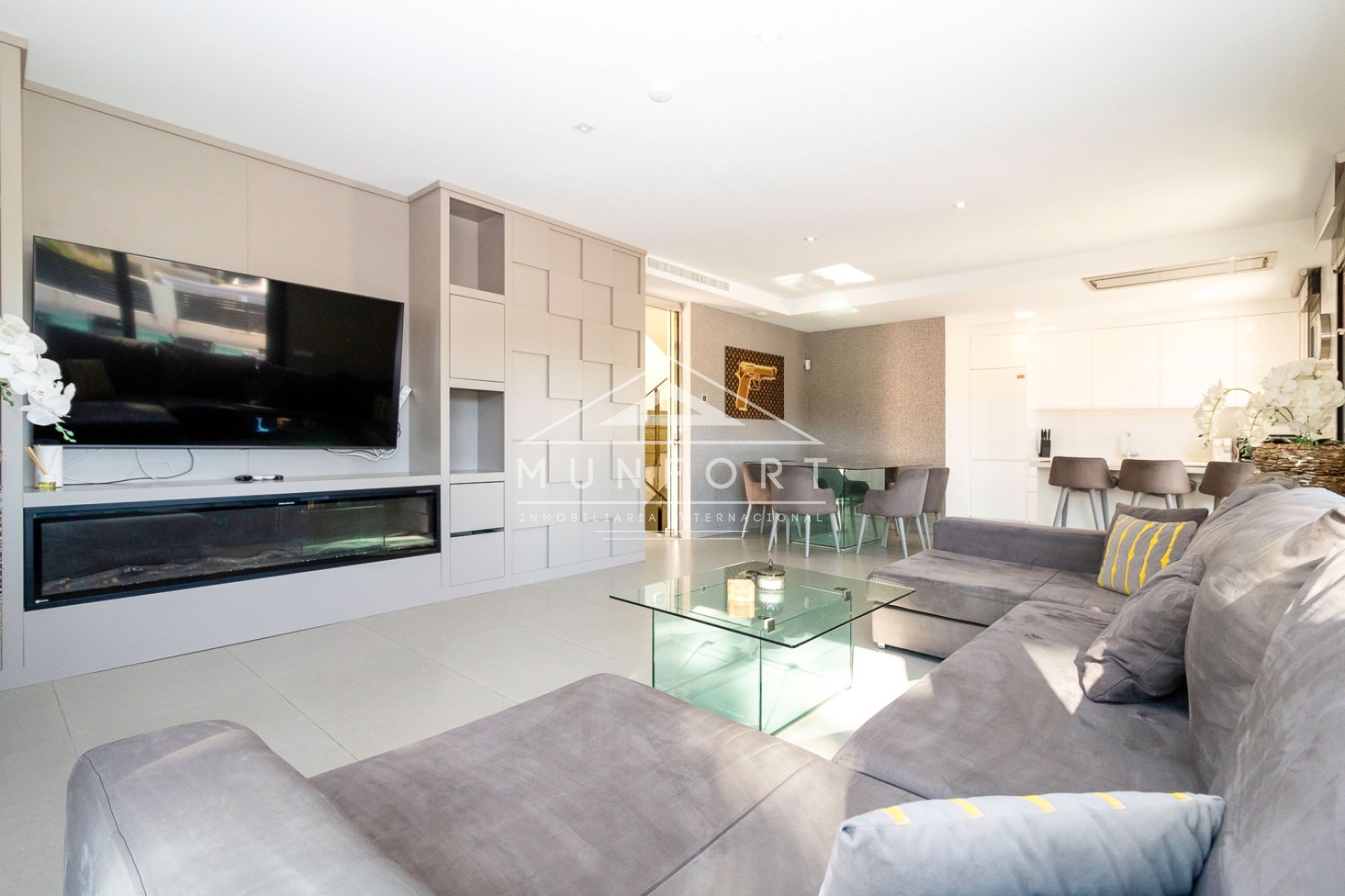 Segunda mano - Villas -
Torrevieja - Los Balcones - Torrevieja