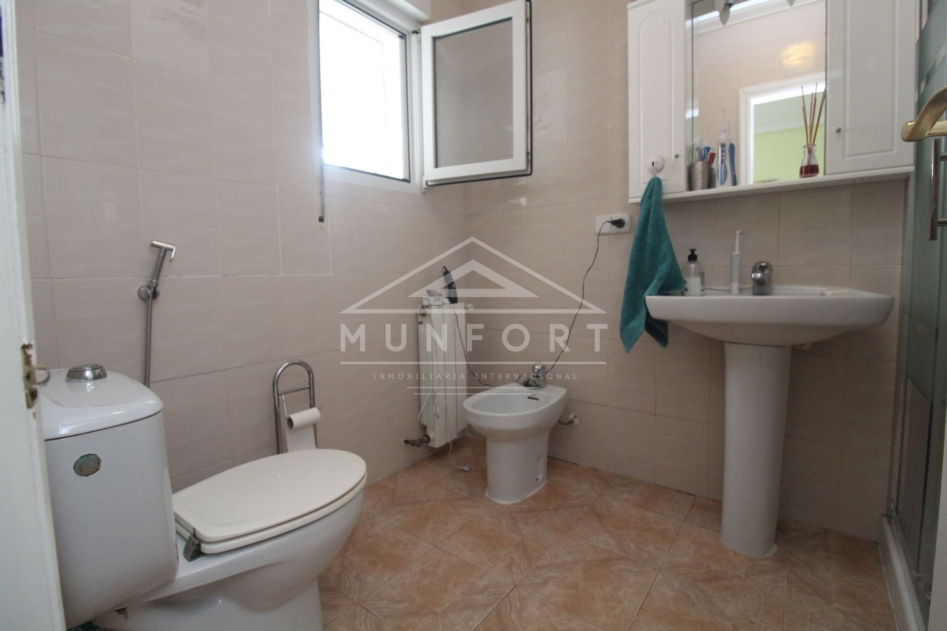 Segunda mano - Villas -
Torrevieja - Los Balcones - Torrevieja