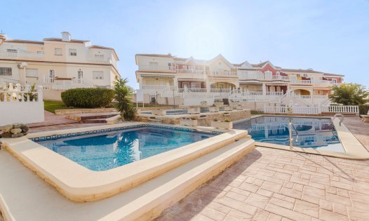 Terraced Houses - Resale -
            Benijófar - DH275
