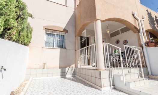 Terraced Houses - Resale - Torrevieja - Aguas Nuevas - Torrevieja