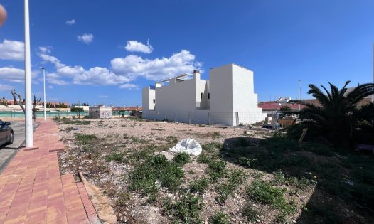 Tomter - Videresalg -
            San Pedro del Pinatar - AD177