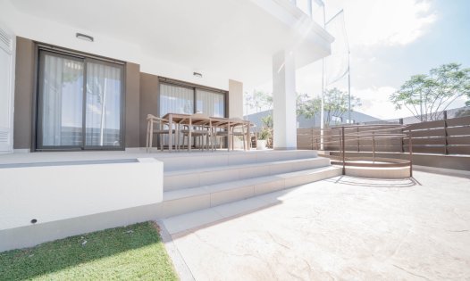 Toppleiligheter - Videresalg -
            Pilar de la Horadada - SN004-N-D