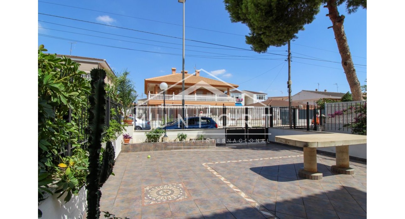 Videresalg - Bungalower -
Alcázares, Los - Los Narejos