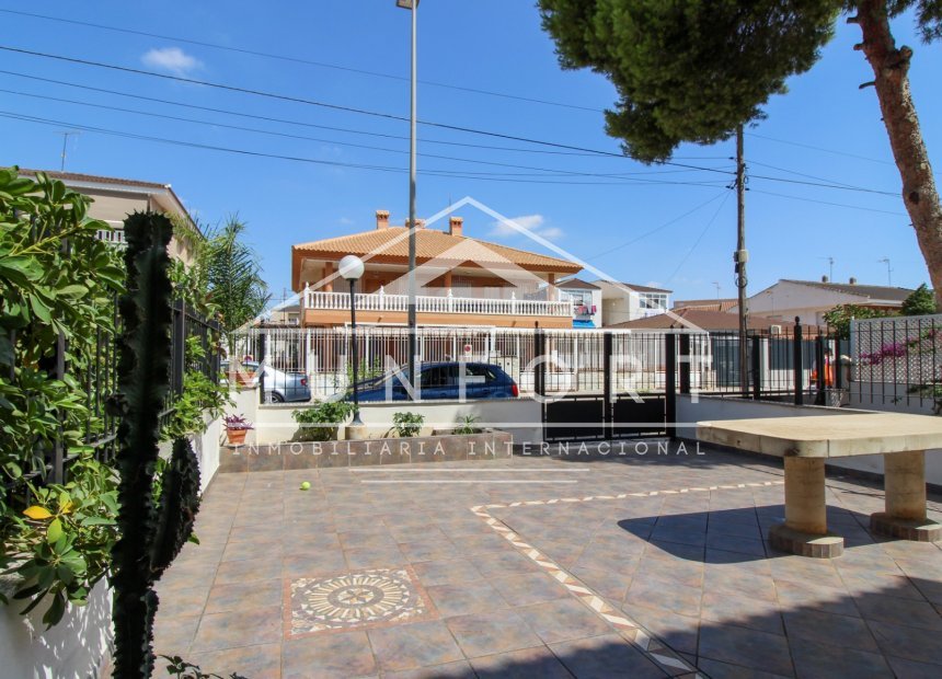 Videresalg - Bungalower -
Alcázares, Los - Los Narejos
