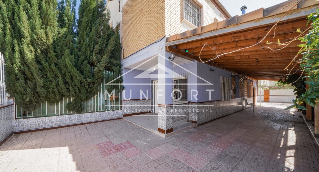 Videresalg - Bungalower -
Alcázares, Los - Los Narejos
