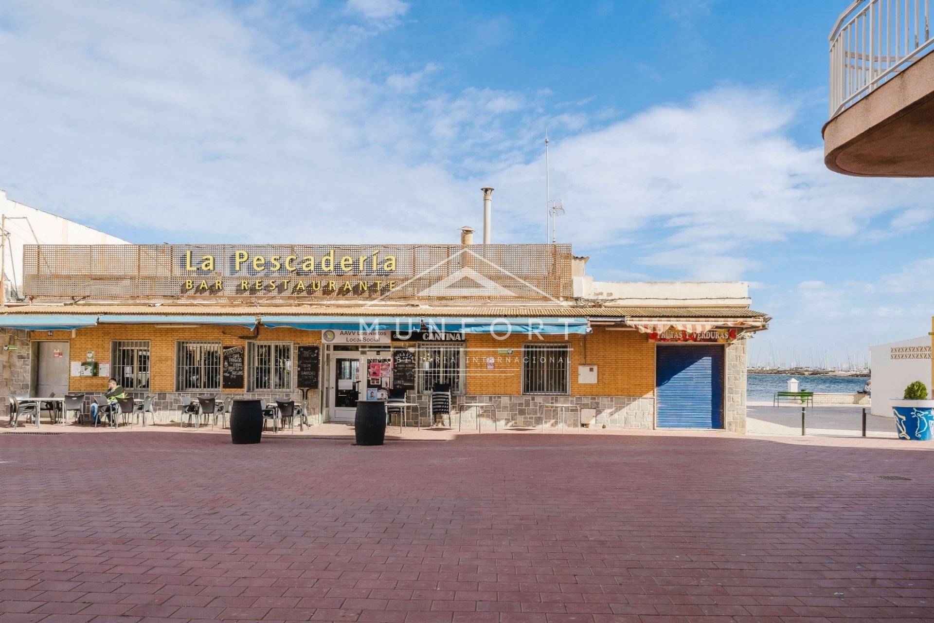 Videresalg - Bungalower -
Los Nietos