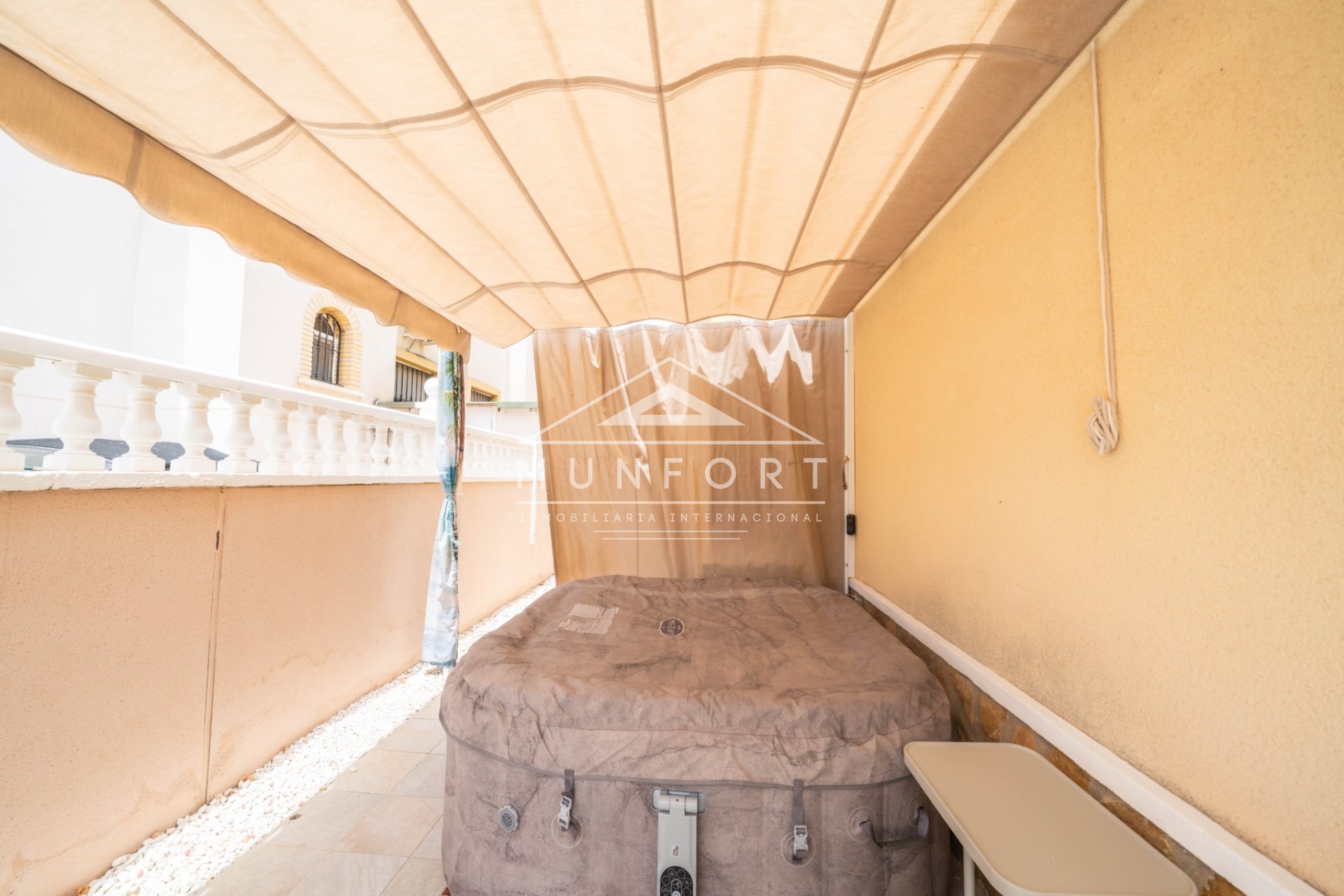 Videresalg - Bungalower -
Orihuela Costa - Los Dolses