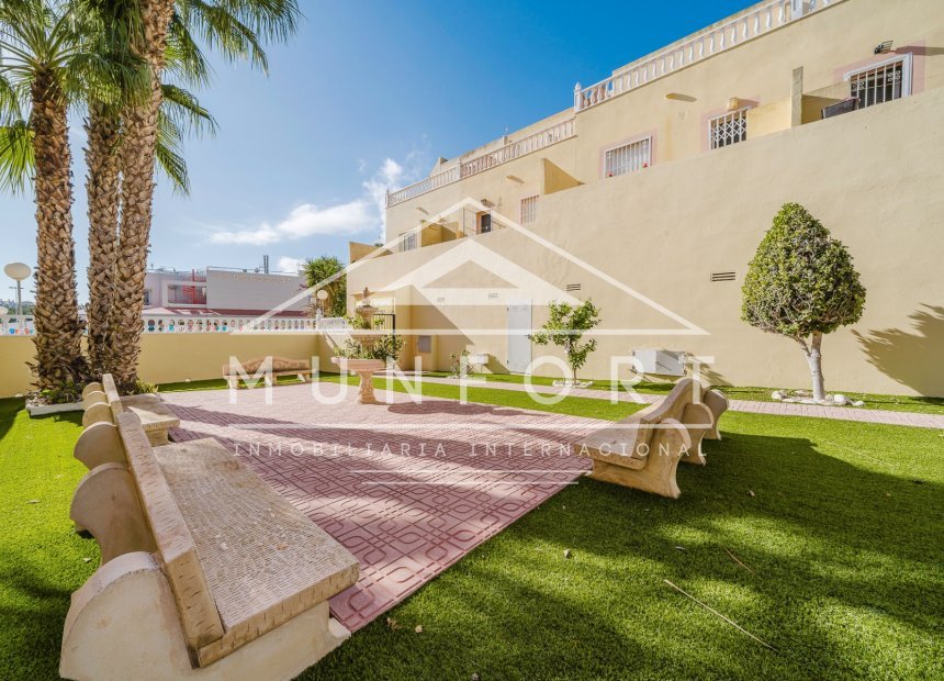 Videresalg - Bungalower -
Orihuela Costa - Villamartín