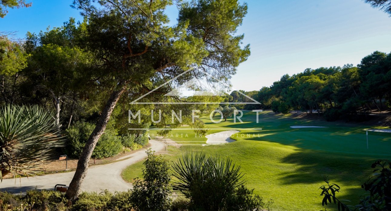 Videresalg - Bungalower -
Orihuela Costa - Villamartín