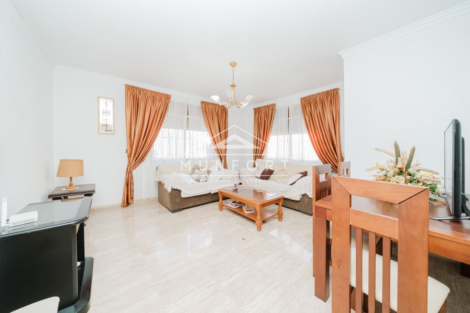 Videresalg - Bungalower -
Pilar de la Horadada