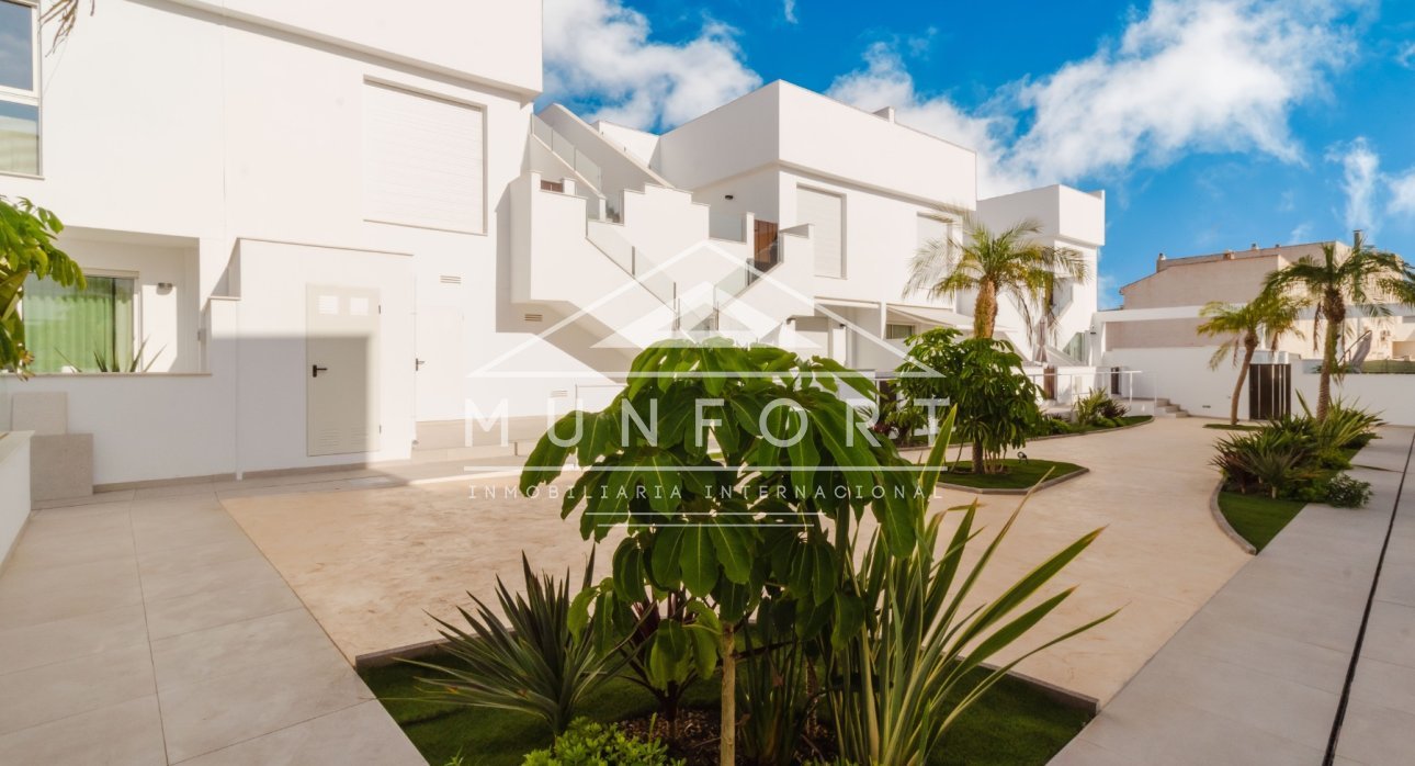 Videresalg - Bungalower -
Pilar de la Horadada