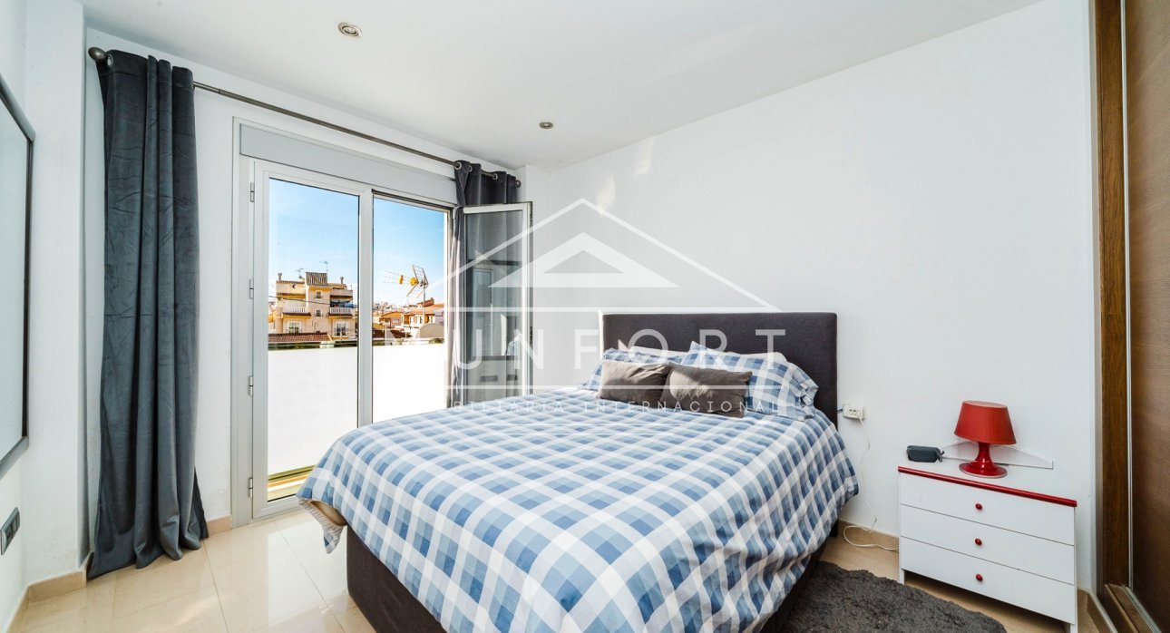 Videresalg - Bygning -
Pilar de la Horadada