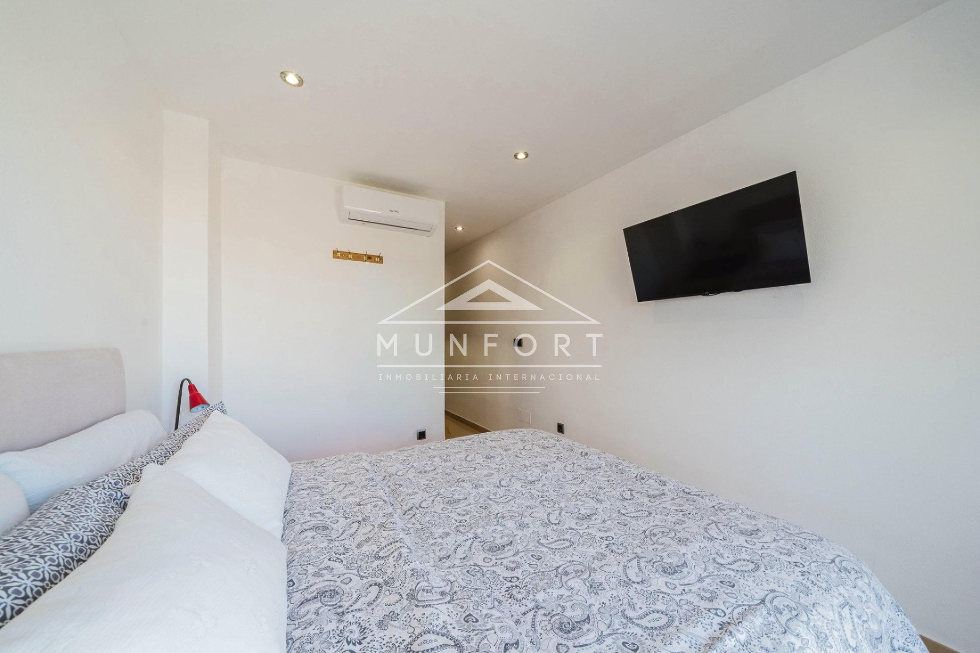 Videresalg - Bygning -
Pilar de la Horadada