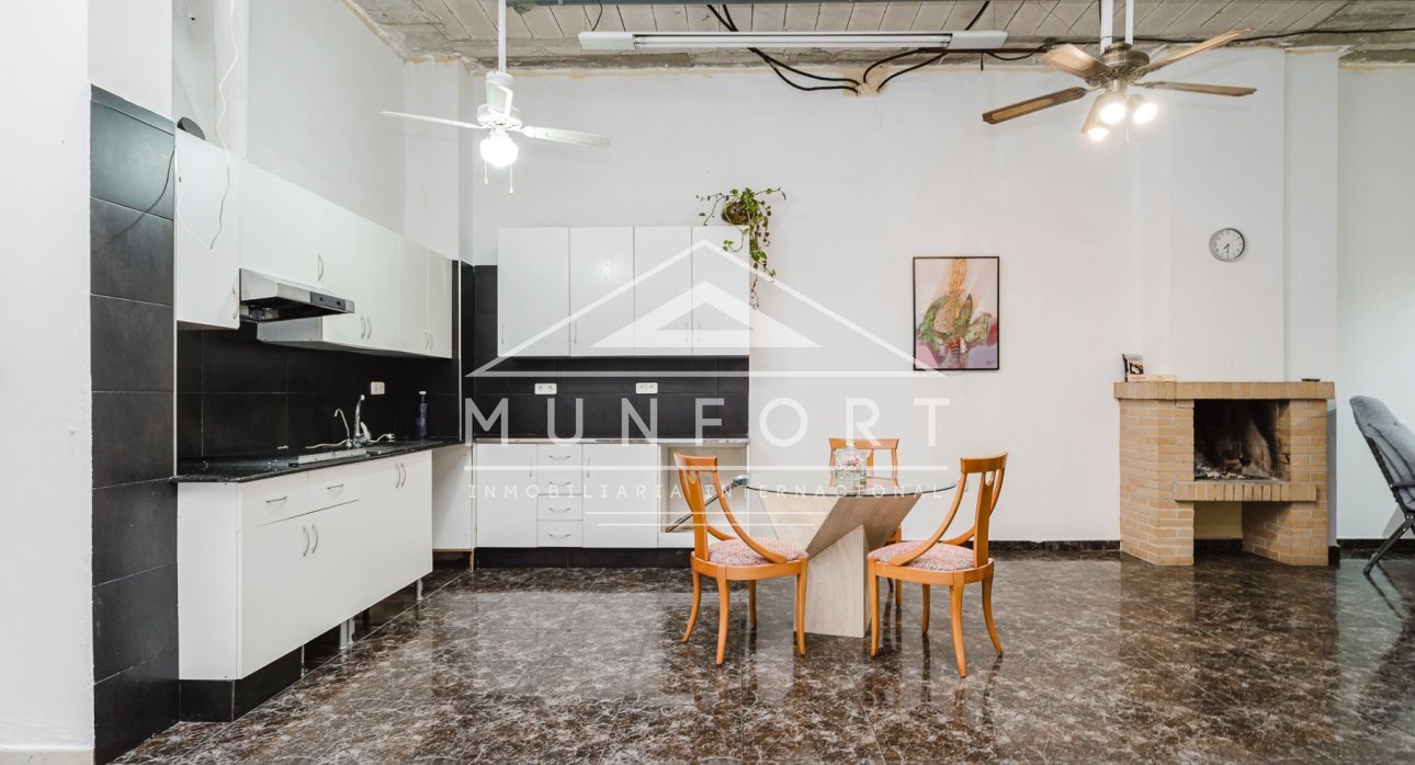 Videresalg - Bygning -
Pilar de la Horadada