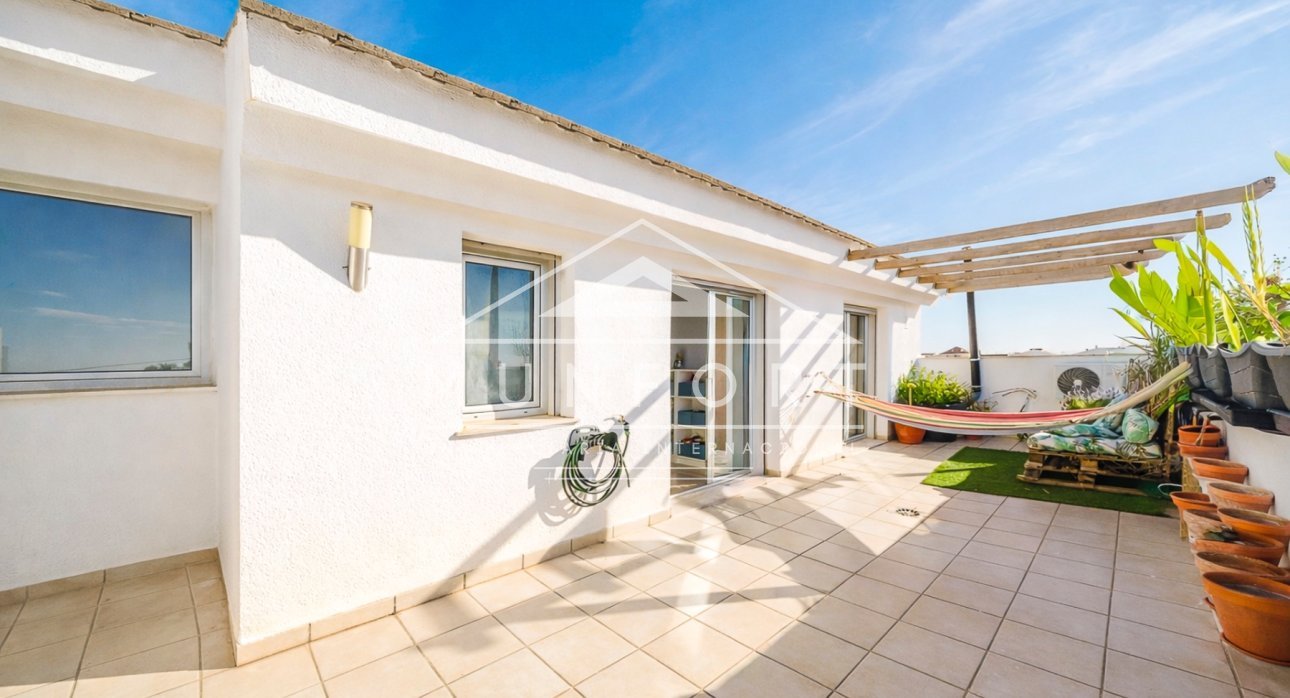 Videresalg - Bygning -
Pilar de la Horadada