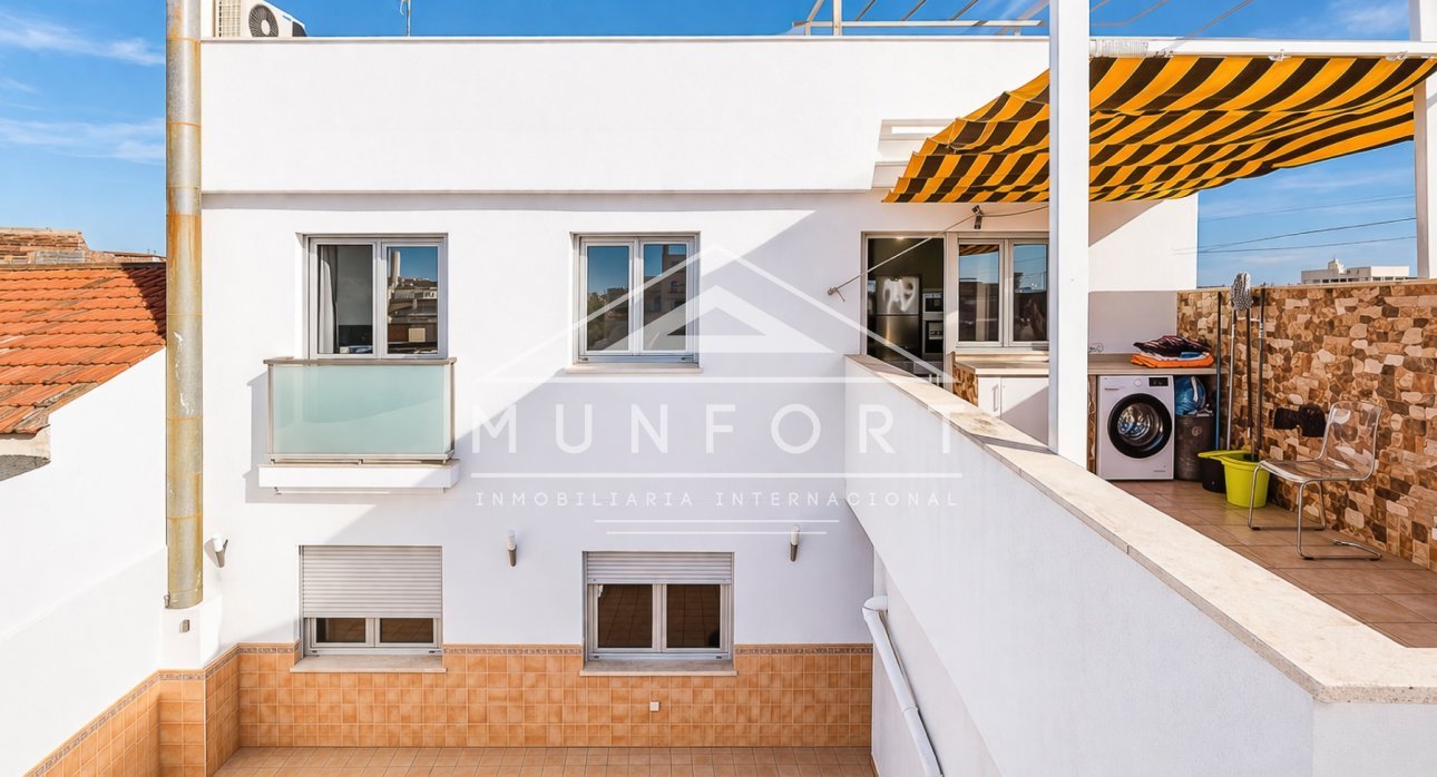 Videresalg - Bygning -
Pilar de la Horadada