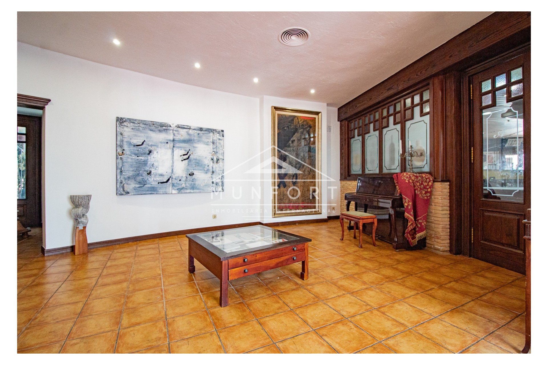 Videresalg -  Kommersiell eiendom -
Orihuela Costa - Dehesa de Campoamor