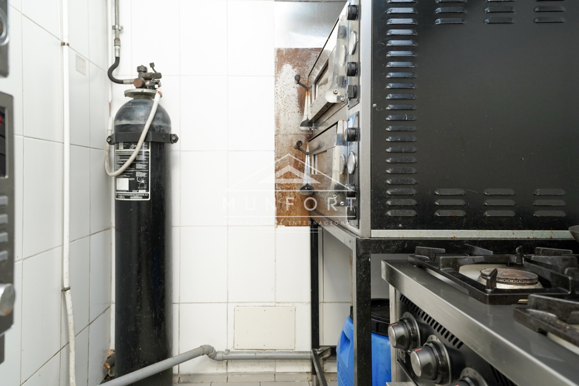 Videresalg -  Kommersiell eiendom -
San Pedro del Pinatar