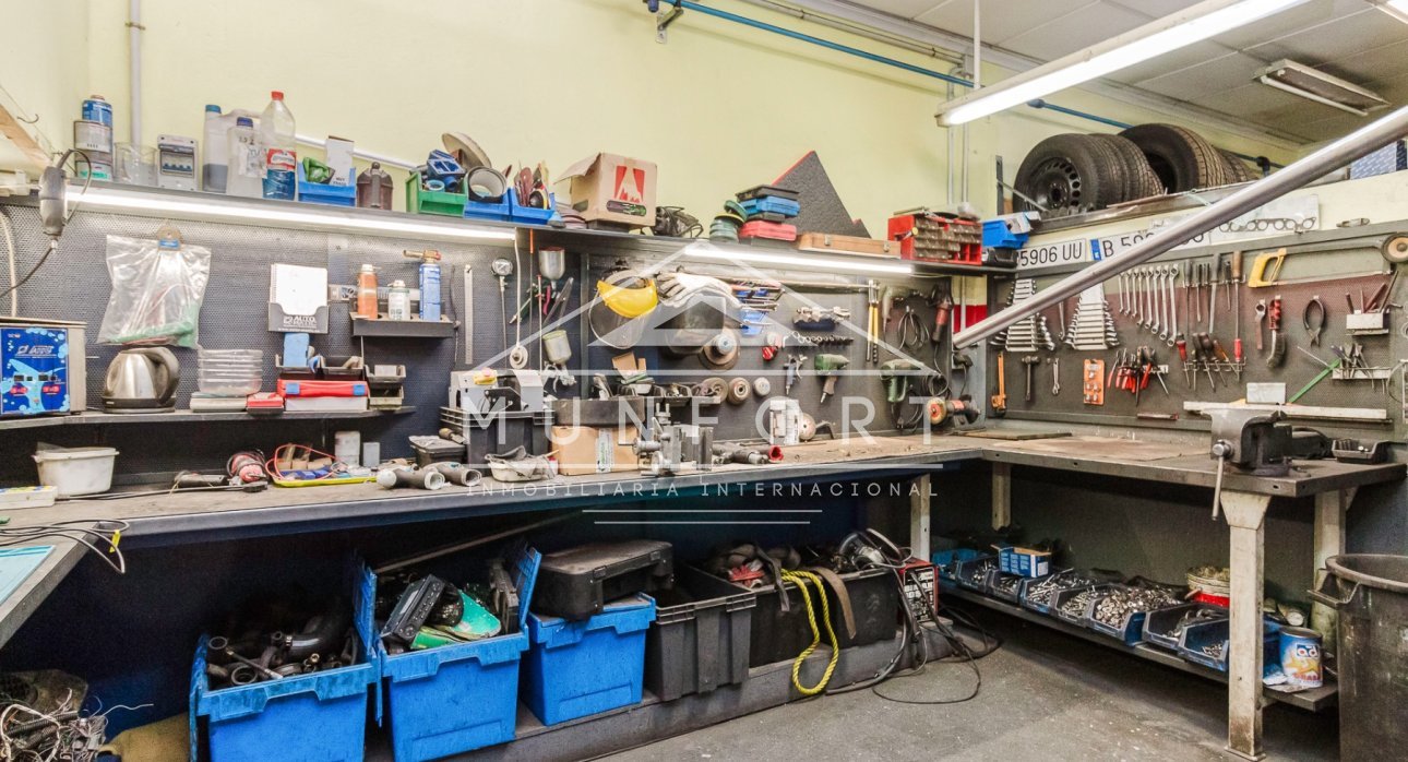 Videresalg -  Kommersiell eiendom -
Torrevieja - Centro - Torrevieja