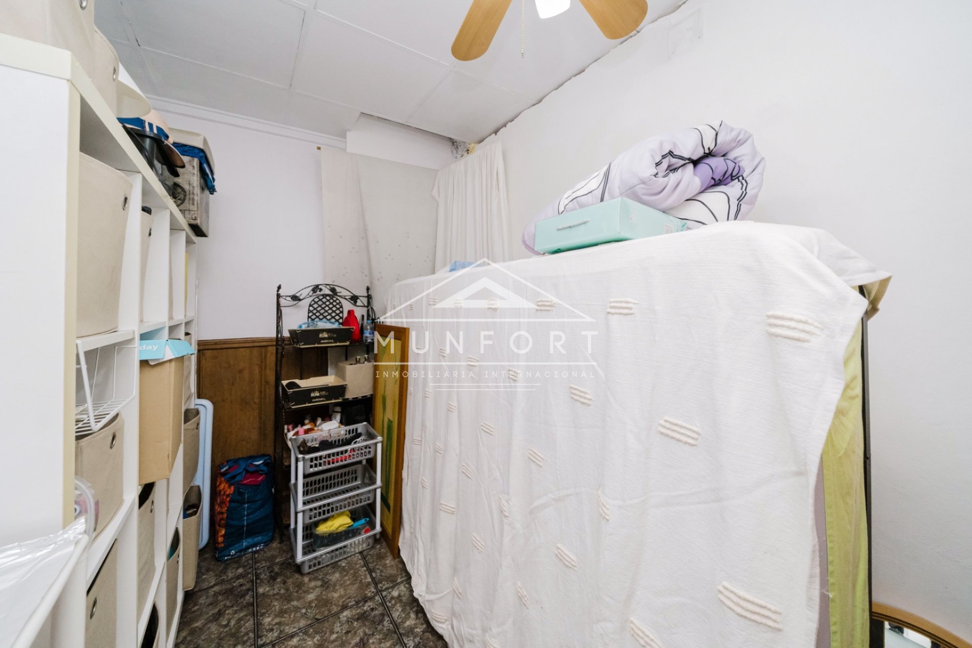 Videresalg -  Kommersiell eiendom -
Torrevieja - Centro - Torrevieja