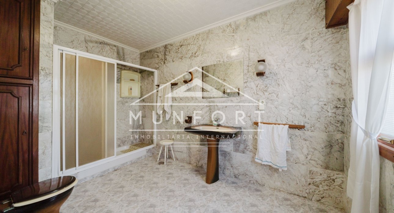 Videresalg - Landhus -
ALICANTE - Alicante